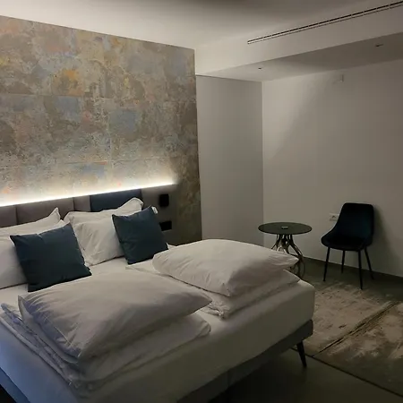 Attilio High Living - Adults Only Torri Del Benaco