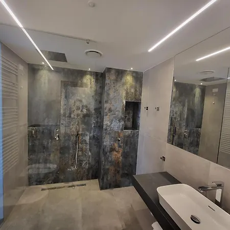 Attilio High Living - Adults Only 4* Torri Del Benaco